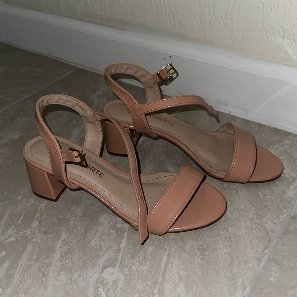viamarte heels, made in Brazil. size 6